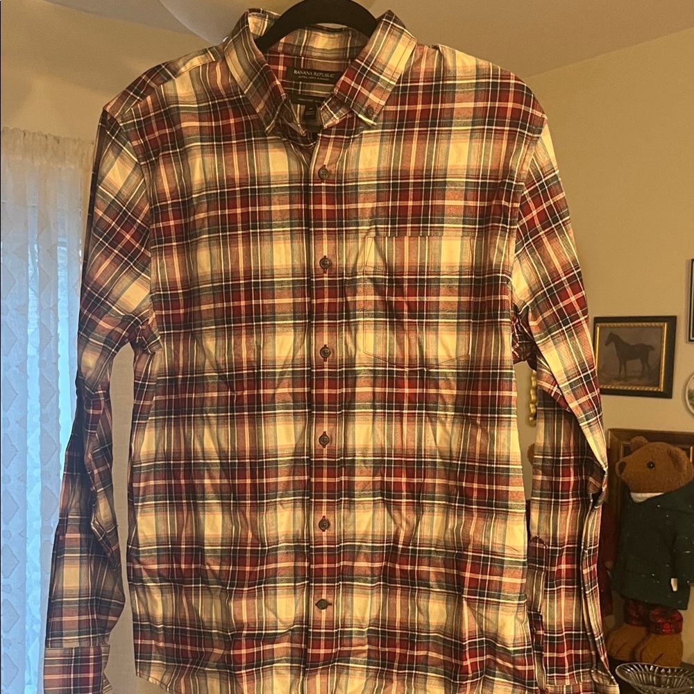 Banana Republic Lightweight Flannel Button Down